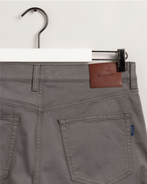 GANT Tapered Satin Jeans - Image 3